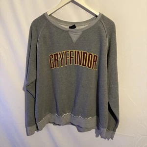 Harry Potter Sweatshirt The Wizarding World of Universal Studios Gryffindor XL - Picture 1 of 6