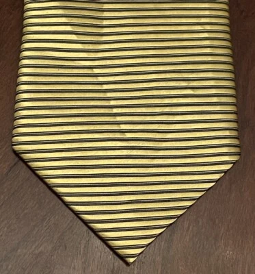 Firenze Gold Black 100% Silk Men’s Neck Tie Made In Italy - Image 1 of 4