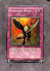 Gryphon Wing- Super Rare SDP-050 - Yugioh TCG - Picture 1 of 2