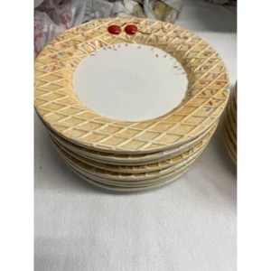 Set of 8 Oneida Kitchen hand painted waffle cone ice cream 8 inch plate dessert - Picture 1 of 4