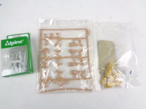 1/35 WWII Military Model Diorama Resin Plastic Figures Lot - Alpine 35038 - Picture 1 of 4