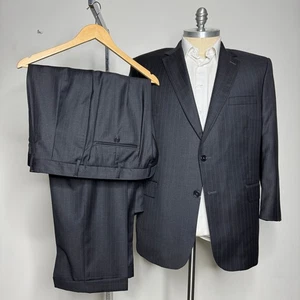 Jos. A. Bank Signature Gold Wool Pinstripe Two-Button Suit Mens Gray 46R 38W - Picture 1 of 15
