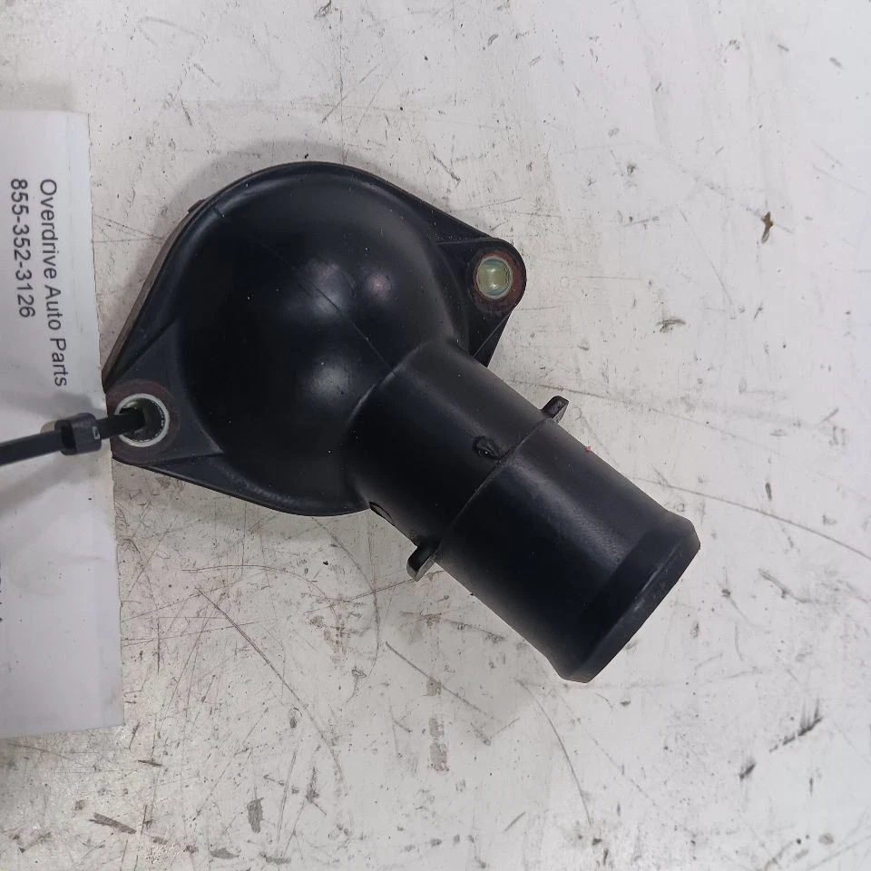 Soporte de montaje de carcasa termostato Toyota Corolla 1.8 2016 2015 2014 Foto 1 de 4