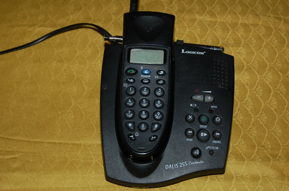 Logicom, Telefono Oasis 235 contracts - Imagen 1 de 1