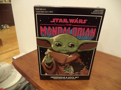 星球大战曼达洛人男式平角内裤和 2 个船员袜子套装盒尺寸 L 全新 — 第 1/4 张图片