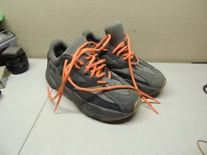 Yeezy Boost 700 Teal Blue 2019 Size 6.5 FW2499 Authentic Rare Used Low Top - Picture 1 of 10