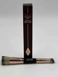 Cepillo de tez Charlotte Tilbury de Hollywood - Imagen 1 de 3