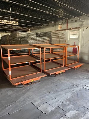 Estantes para carro rodante naranja Foto 1 de 2