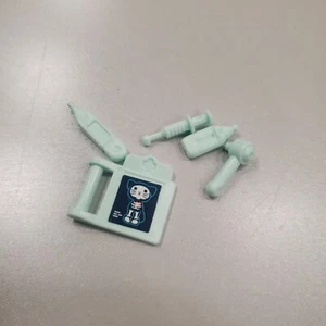 Barbie Kelly Veterinarian Pretend Blue Medical Tool Set - Picture 1 of 7