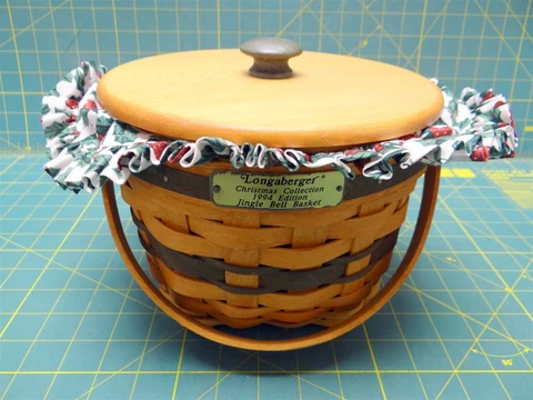 Longaberger "Christmas Collection 1994 Edition Jingle Bell Basket" with Liners Cover