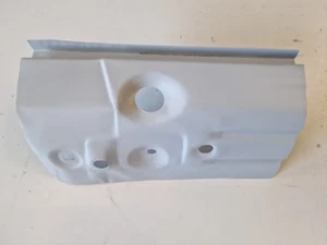 Mercedes W201 190 82-93 Schweller Reparaturblech Wagenheberaufnahme vorne links - Bild 1 von 1