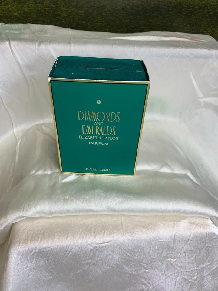PERFUME ELIZABETH TAYLOR DIAMANTES Y ESMERALDAS LÍQUIDO 7,5 ML Foto 1 de 3