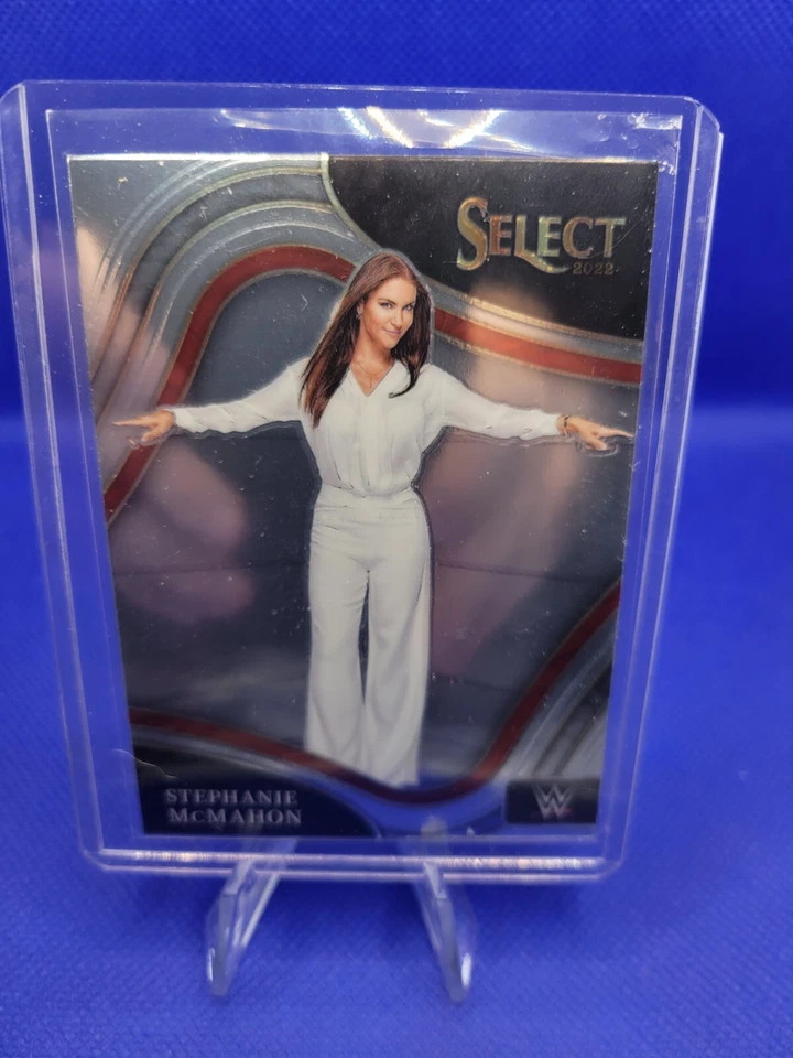 STEPHANIE MCMAHON - 2022 PANINI SELECT WWE RINGSIDE BASE #267 - Image 1 of 2