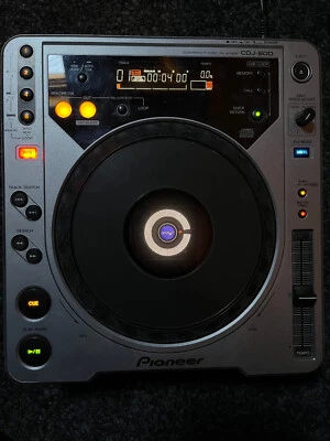 Pioneer CDJ 800 - Bild 1 von 2