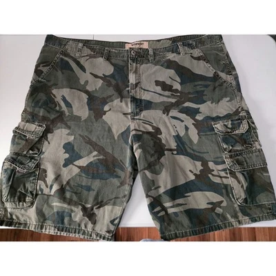 Men's Wrangler Authentics Stretch Cargo Shorts - Size 44 Camo - Image 1 of 4
