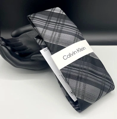 Corbata de mezcla de seda para hombre Calvin Klein ~ negra ~ cuadros y cuadros ~ NUEVA PRECIO DE VENTA SUGERIDO POR EL FABRICANTE: $69,50 Foto 1 de 3