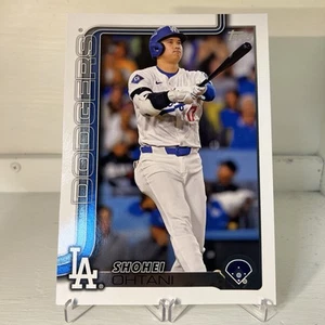 Shohei Ohtani - 2025 Topps Flagship Collection Oversized Card #OTC-2 - Bild 1 von 2