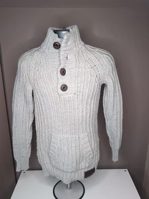 Superdry Knitted  pullover Jumper Cream small vgc - Image 1 of 4