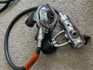 US Divers Scuba Aqua Lung Calypso IV Atemregler + Ventil Vintage - Bild 1 von 3