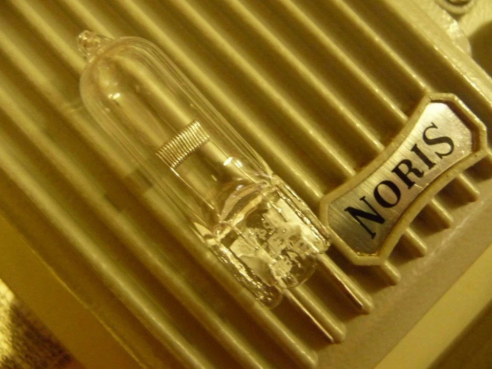 Projector bulb lamp for NORIS 8 & H12/100 projector 12v 100w NEW - Image 1 of 1