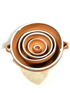 5 CUENCOS ANIDADOS PEQUEÑOS HECHOS A MANO DE ARCILLA BLANCO/AZUL DE COLECCIÓN HECHOS EN MÉXICO - Imagen 1 de 5