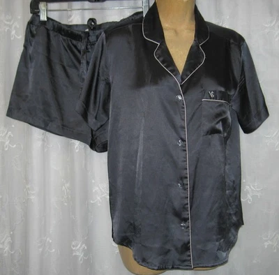SMALL VICTORIA'S SECRET SHINY MIDNIGHT GRAY/PINK SATIN LOGO SHORT PAJAMA SET - Image 1 of 3