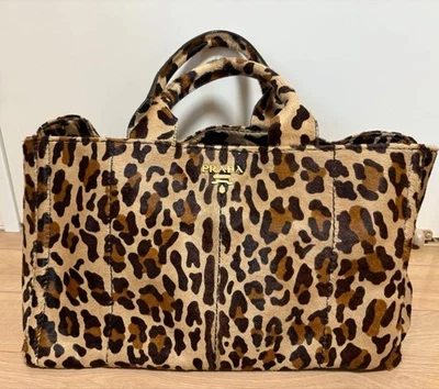 Bolso de Mano Prada Canapa Marrón Cuero Harako Leopardo 15.7*9.4*10.2 pulgadas Foto 1 de 4