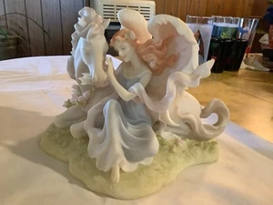 SERAPHIM Classic Angel LUCINDA "Glorious Dream" Signed by Gaylord #281?  of 1500 - Picture 1 of 13