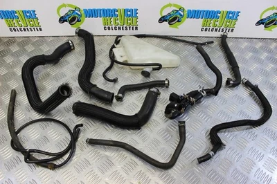 Botella de refrigerante Suzuki GSXR 750 con mangueras GSXR750 2008 a 2010 K8 K9 L0 B109 Foto 1 de 4