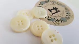 Vintage/retro 4hole shell button, new 5pcs, 21.5mm diameter, colour: ivory shell - Picture 1 of 8