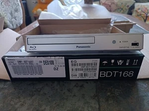 Panasonic DMP-BDT168EG 3D Blu-Ray Player - Silber - Bild 1 von 8
