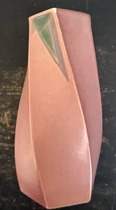 Roseville Pottery Company - Futura #425-8 Twist Vase Circa 1928 - Picture 1 of 18