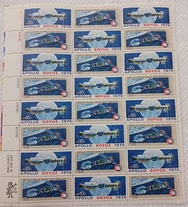 U.S 10c APOLLO SOYUZ  FULL SHEET MNH W/DEFECTS SEE PHOTOS - Picture 1 of 7