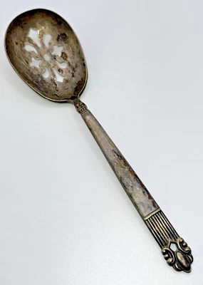 Colher peneiradora de açúcar vintage National Silver Guildcraft 1949 Astrid banhada a prata - Imagem 1 de 4