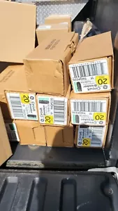 GE 20 amp 120/240v Thin double pole breaker THQP220 box of 10 - Picture 1 of 6