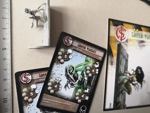 GREEN YUKAI MINIATUR+KARTEN FR+ENG/ESCAPE REBELLION/REVOLUTION/EDEN/M355+ - Bild 1 von 1