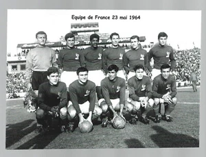 FOOTBALL CP EQUIPE DE L'EQUIPE DE FRANCE DU 23 MAI 1964 EDITION PRIVEE - Imagen 1 de 1