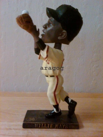 San Francisco Giants Willie Mays The Catch Comcast SGA Bobblehead Cover