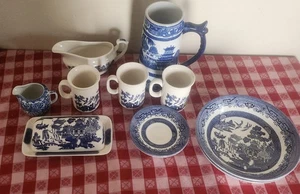 11 Churchill/Victoria Blue Willow Teile, Servierschalen, Stein, Becher, Butter & Soße - Bild 1 von 21