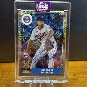 Jhoan Duran 2025 Topps Archives Signature Series Active Auto Autograph 10/11! - Picture 1 of 3