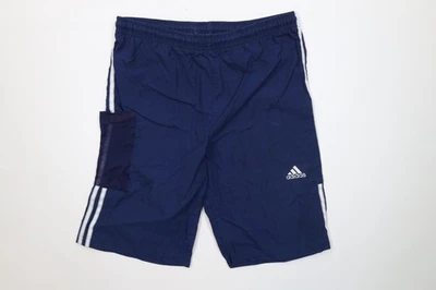 Bermuda listrada vintage anos 90 Adidas masculina média desgastada soletrar náilon - Imagem 1 de 4