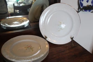 Lot of 4 Noritake Ireland 2963 Anticipation China Dinner Plates 10-5/8"D - Picture 1 of 6