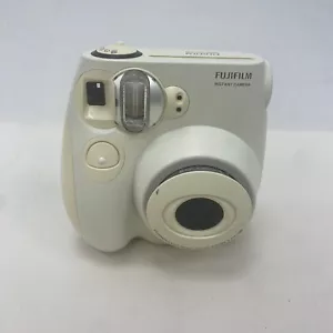 Fujifilm Instax Mini 7s Camera White Ivory Untested - Picture 1 of 5