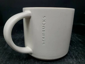 Starbucks 2013 White Tapered Base Embossed Cup 14 oz Stackable Coffee Mug - Picture 1 of 10