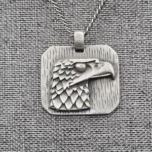 Vintage American Eagle Pendant Necklace Pewter 3D Tag USA Patriotic Americana - Picture 1 of 11