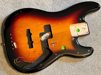 Fender Player Plus Precision bass body sunburst IV - Image 1 of 4