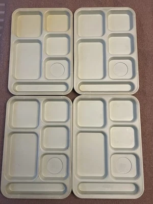 Set 4 Green Cambro BCT 1014R Six Compartment Cafeteria Trays - Image 1 of 4