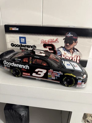 1999 Dale Earnhardt Goodwrench Service Plus Monte Carlo NASCAR Action 1/18 - Image 1 of 4