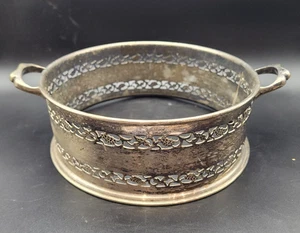 Vintage Silver Plated Plate Pot Stand Made in England  EPNS 7" diameter Grapes - Picture 1 of 3