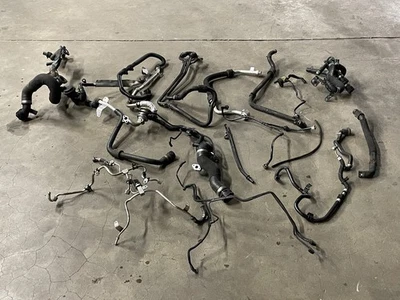 Juego de tubos de manguera de refrigerante de radiador Audi Q7 2017 2018 2019 3,0 L 1625 OEM Foto 1 de 4